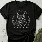 Maine Coon Lifestyle Graphic Tee